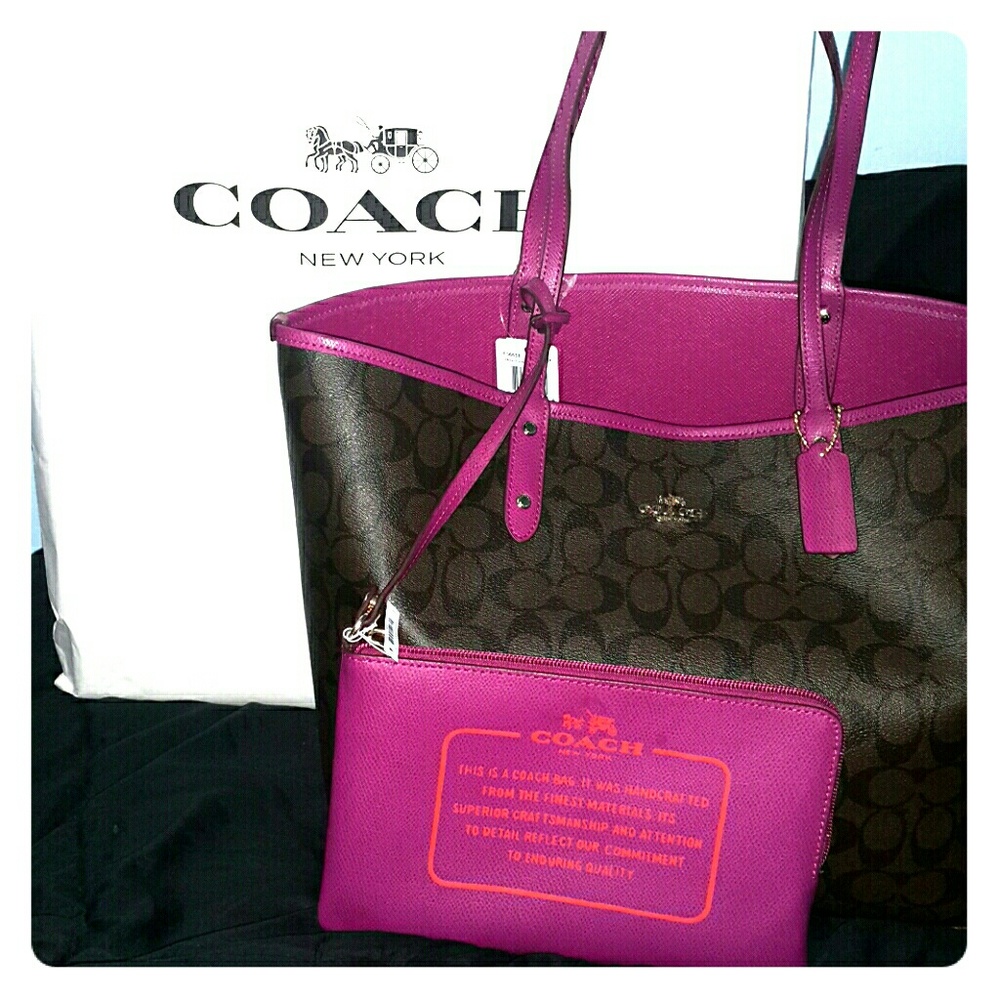 Coach revirseabke tote