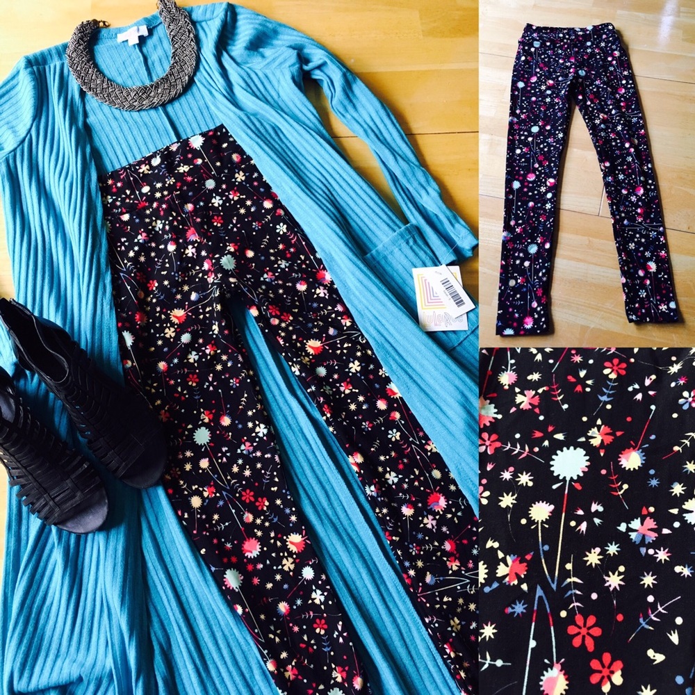 🦄🦄🦄LuLaRoe One size leggings- black w/red& blue