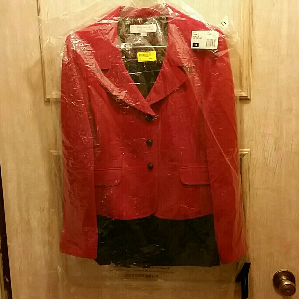 Tahari Arthur S. Levine Suit