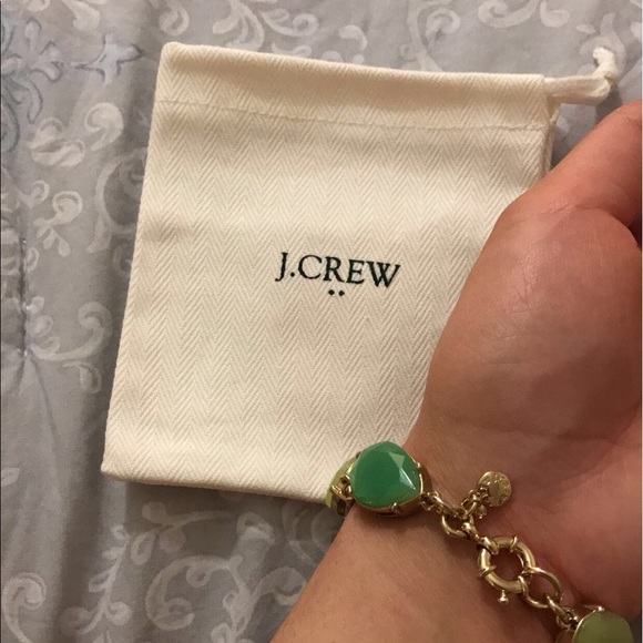 J.Crew Green & Gold Lobster Clasp Bracelet - Picture 3 of 3