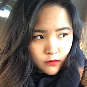 Meet your Posher, Adrienne