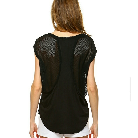 Mom Life Graphic Tee - Picture 2 of 3