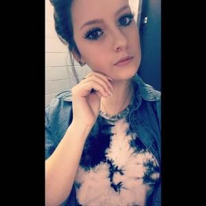 Meet your Posher, Celina