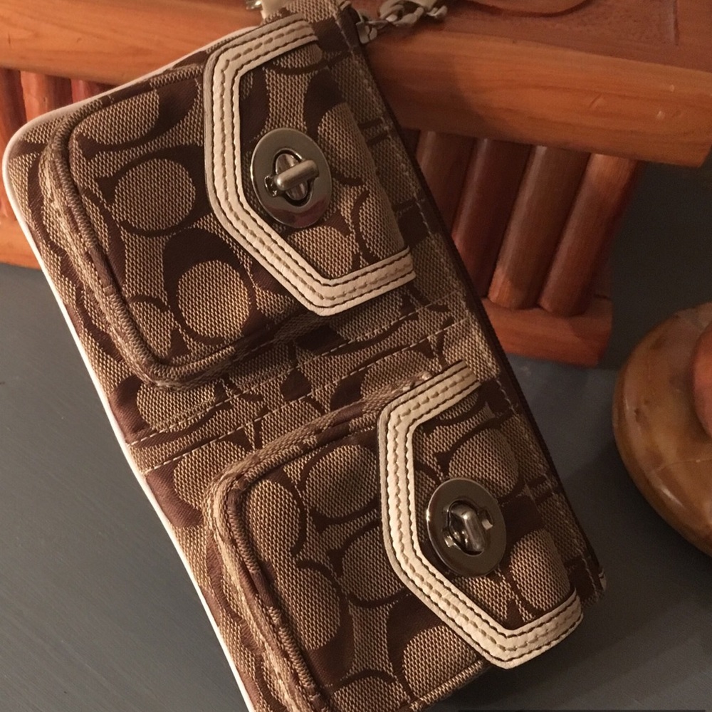 Coach Double Turnlock Wristlet