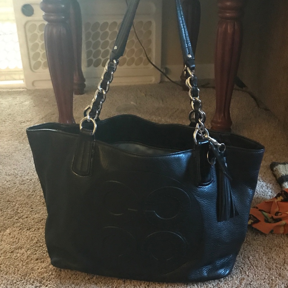 Large Coach Collete  beautiful