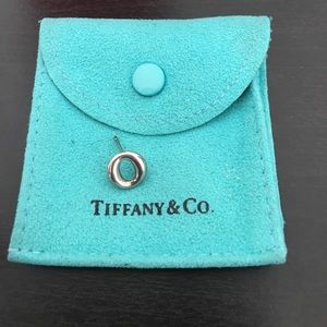 MUST GO - Tiffany Sevillana O Earring