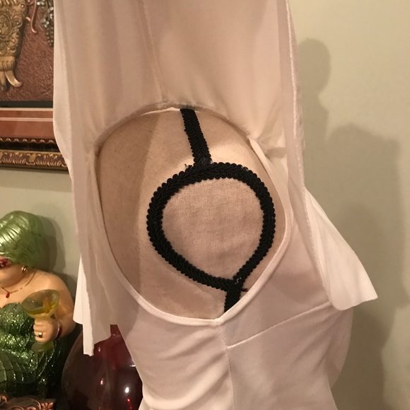 New off the shoulder top - Picture 5 of 8