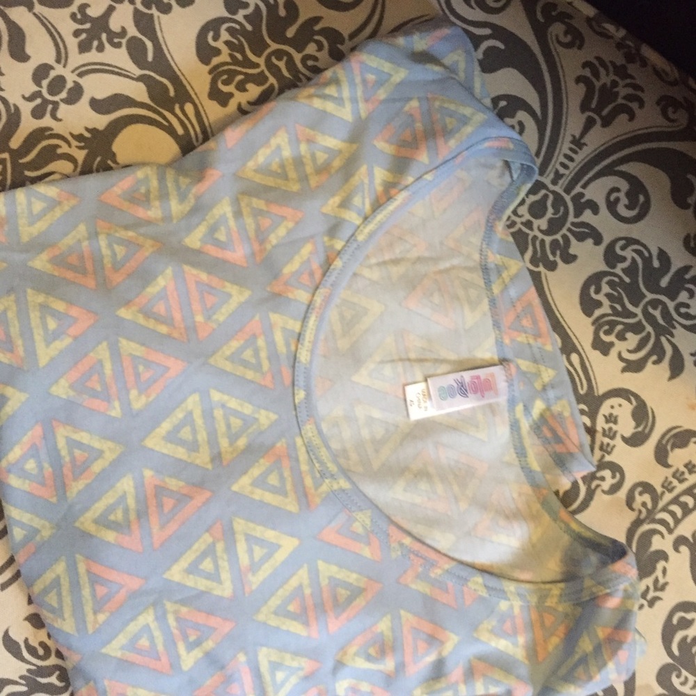 Lularoe perfect T