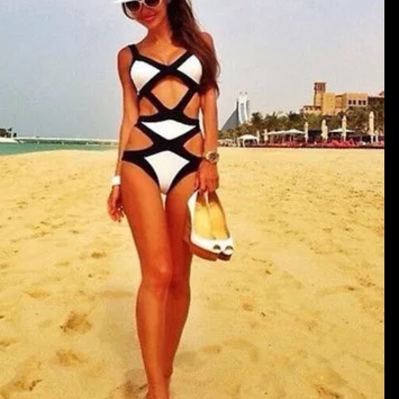 ⭐️White & back one piece ⭐️ONE LEFT - Picture 2 of 4