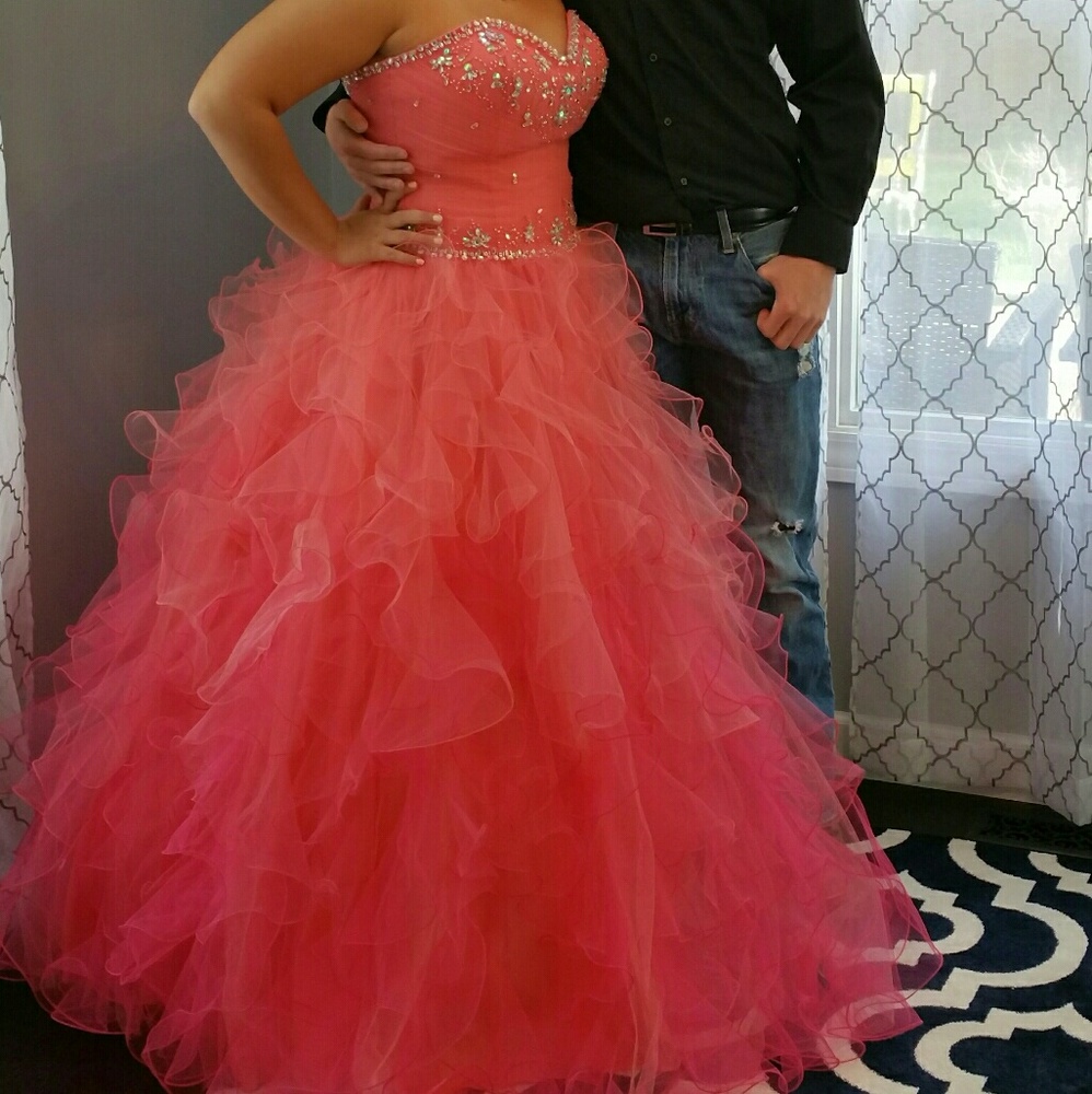 Brand new! Worn only once. Coral princess dress.