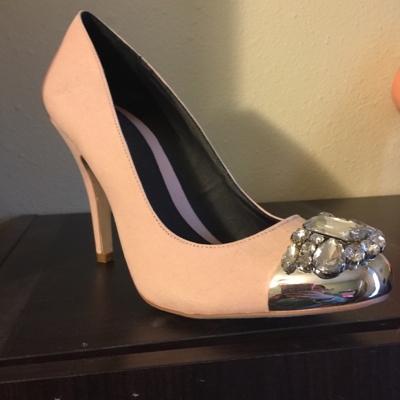 Shoe Dazzle Shoes - Shoedazzle tabi new