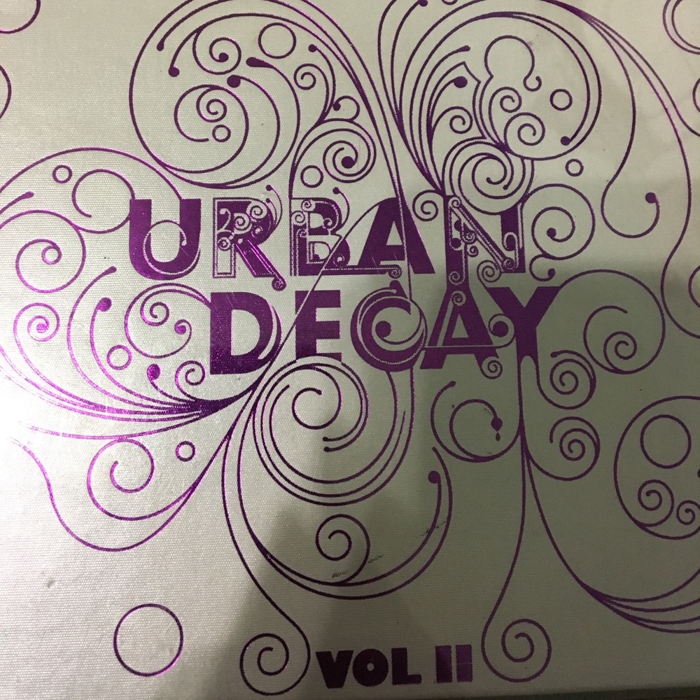 Urban decay book of shadows volume 2