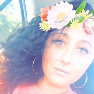 Meet your Posher, Christy