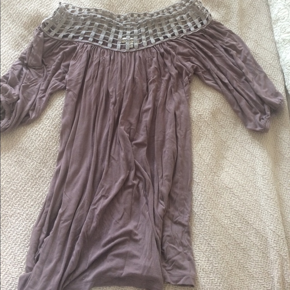 Off the shoulder shirt  forever21