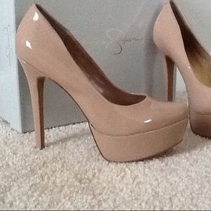 Nude Jessica Simpson Platform Pumps