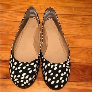 Navy blue polka dot flats