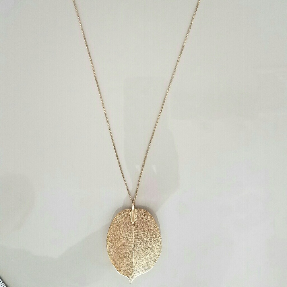 Gold-plated Leaf Necklace