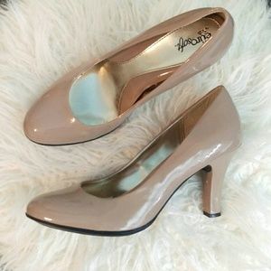 Euro Soft by Sofft heels