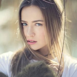 Meet your Posher, Lena