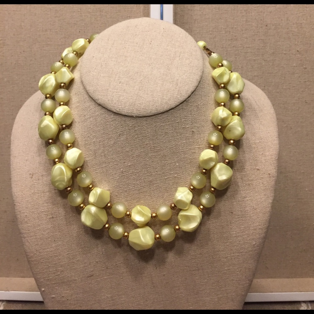 Vintage plastic bead necklace