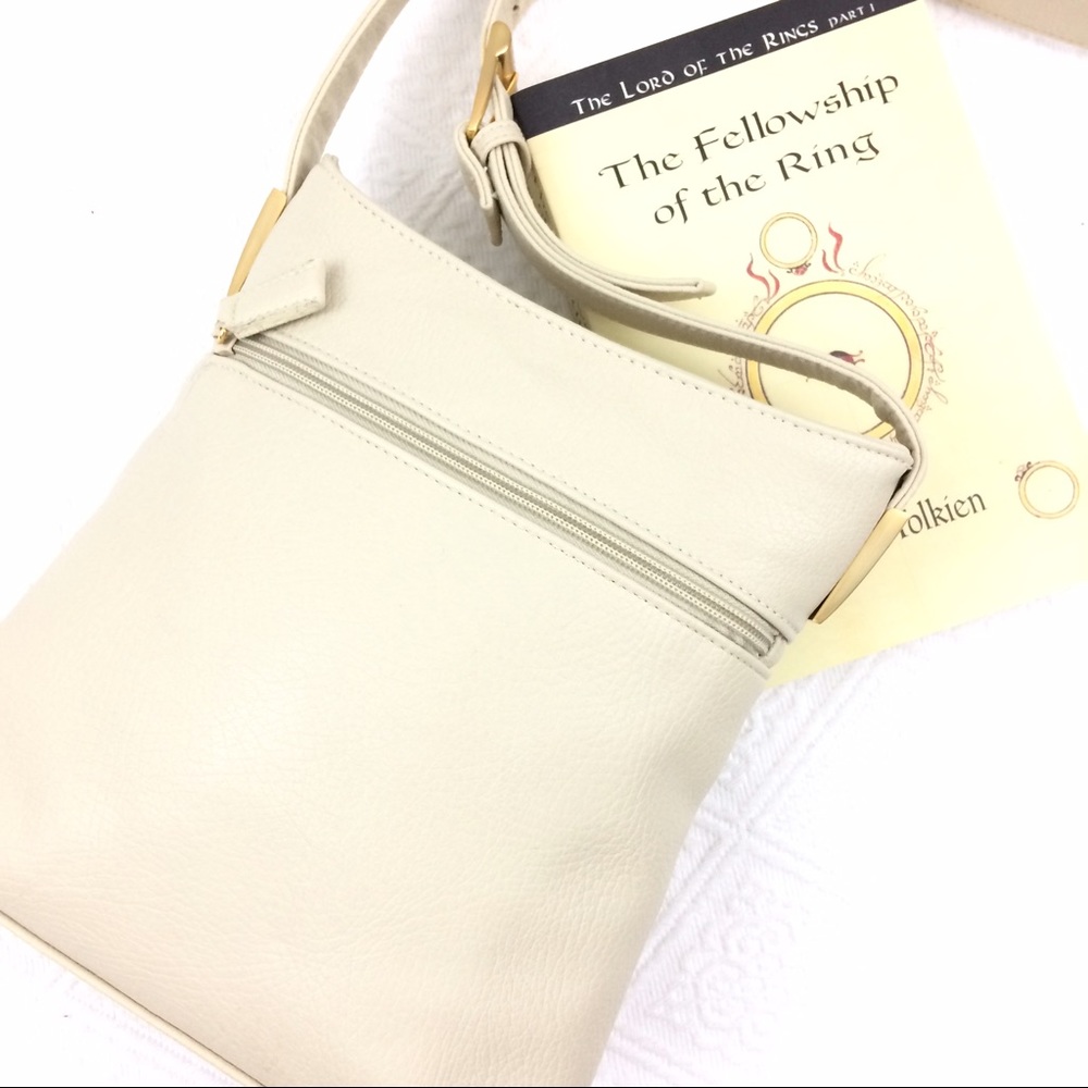 Mondani cream Cross Body purse