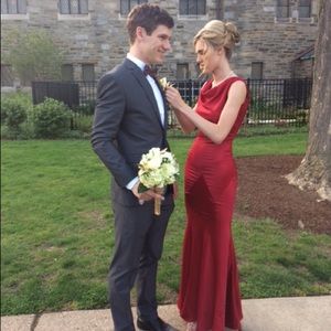 Stunning floor length red gown size 0