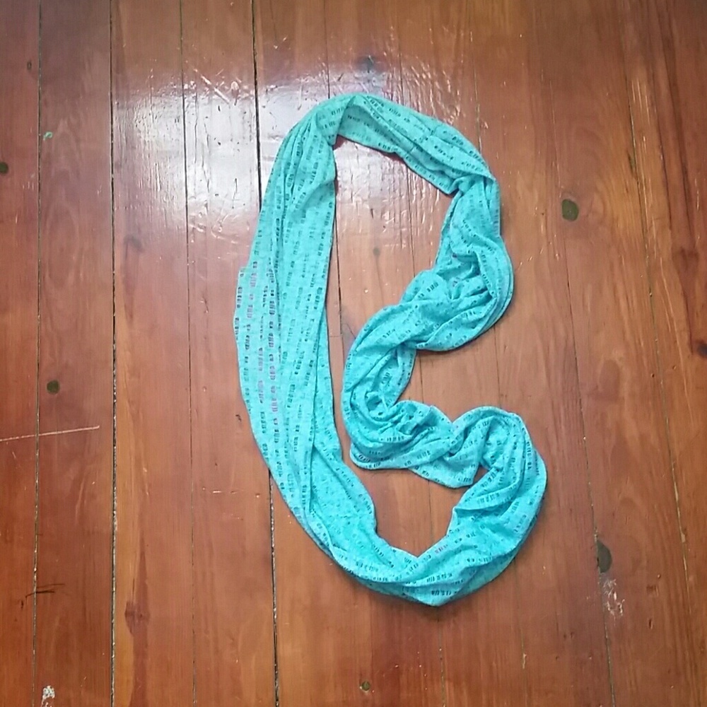 Aqua fashion scarf
