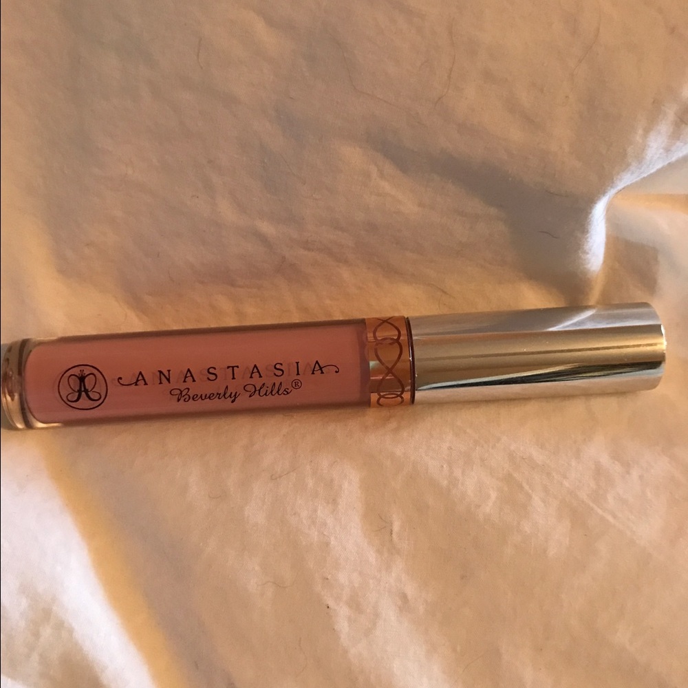 ABH Liquid Lippie🌸🌸