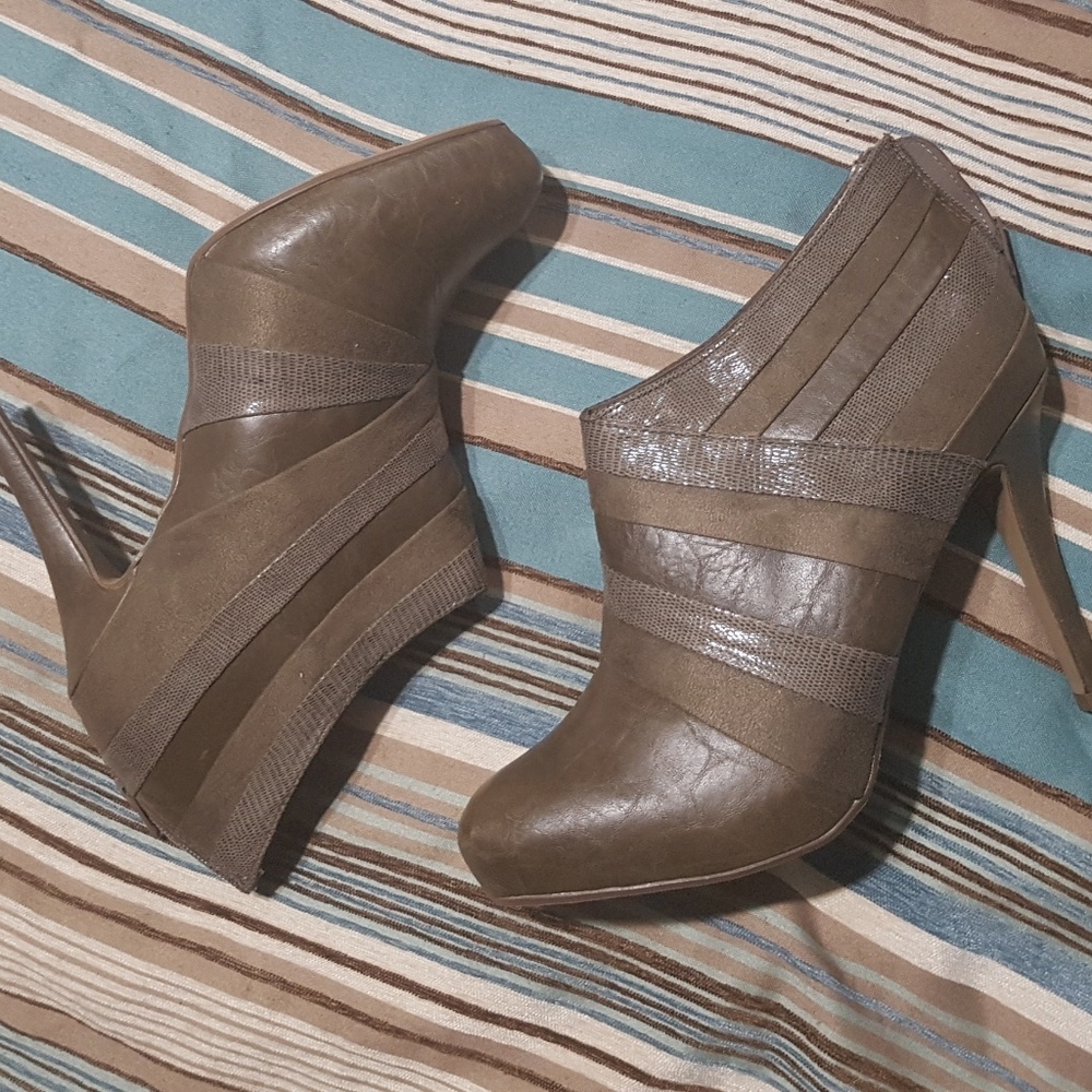Ankle Boots
