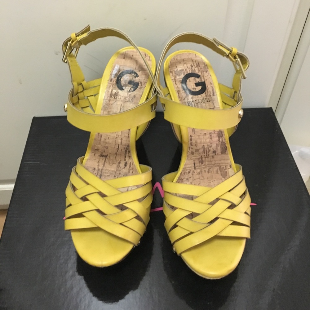 Guess wedges. NWOT. Retro style wedges. Size 5