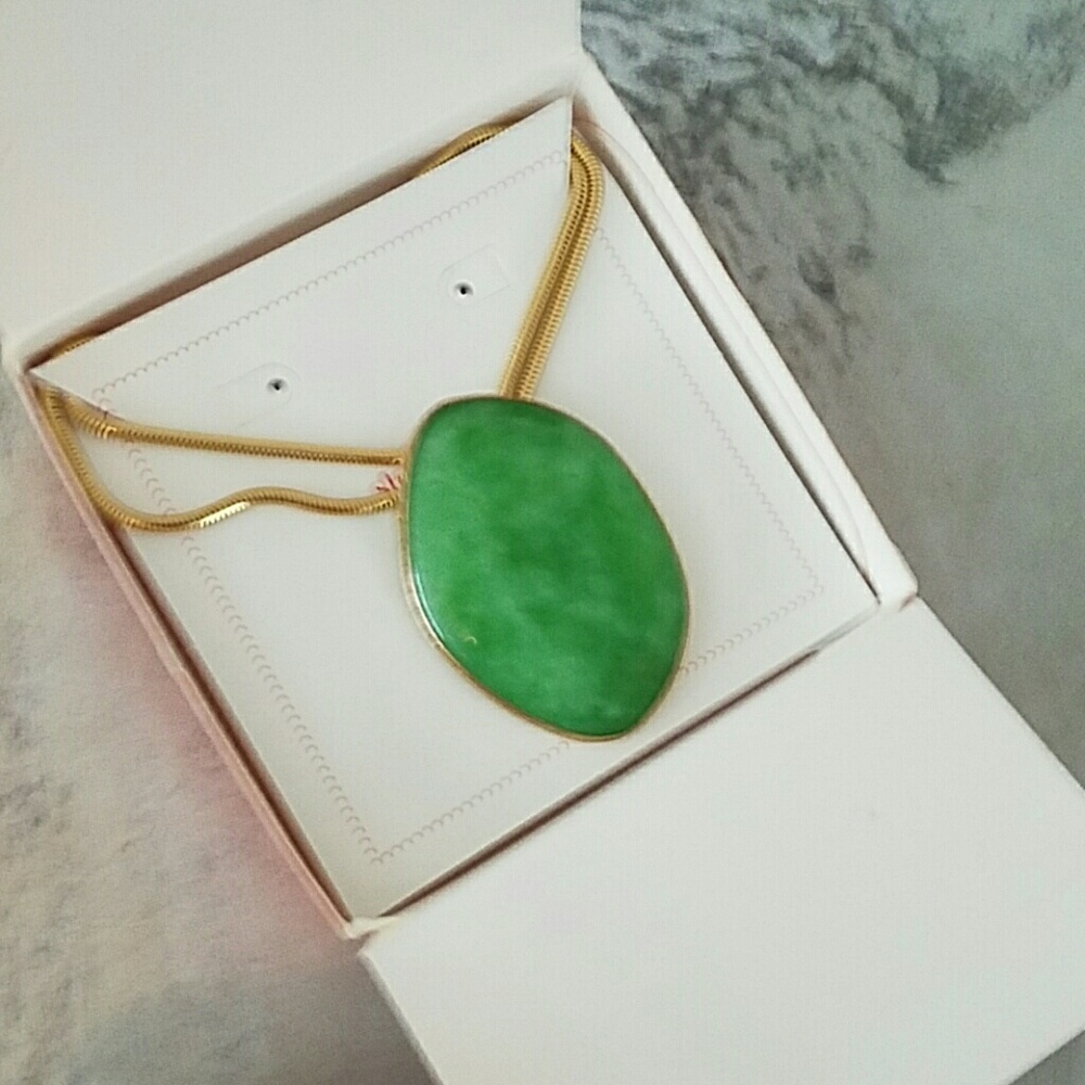 Green Stella & Dot Necklace