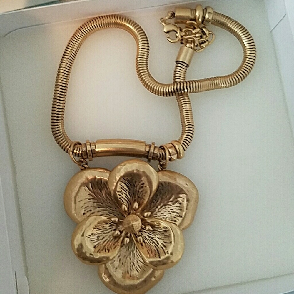 Gold Flower Necklace