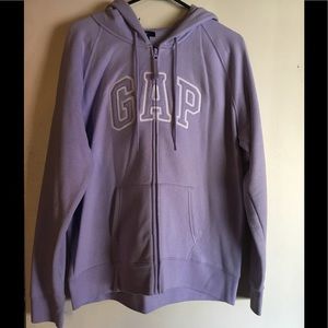 Gap sweatshirt