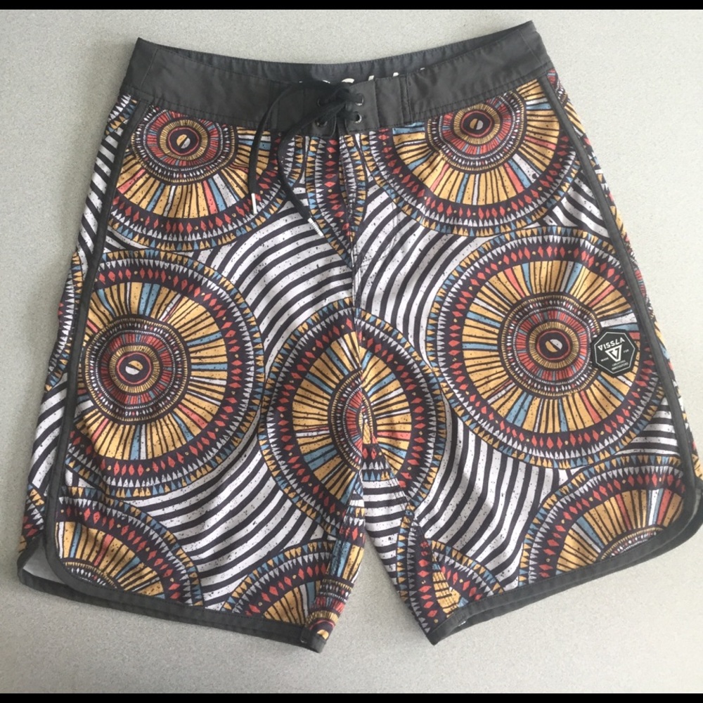 ⚡️flash sale!⚡️Vissla board shorts
