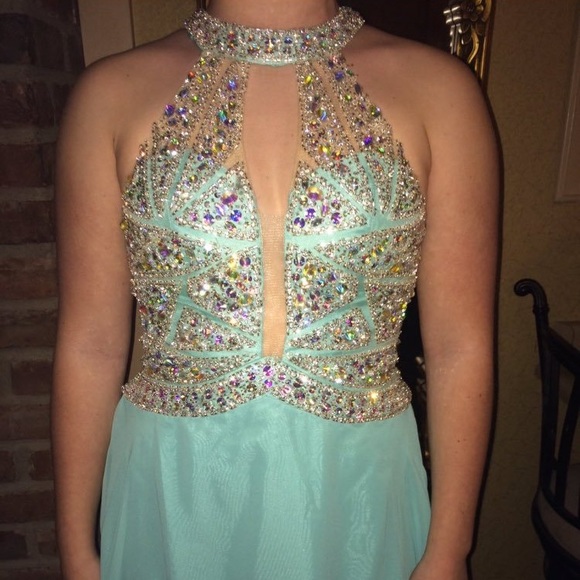 prom dress - Picture 2 of 3