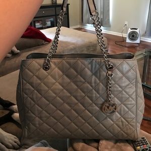 Micheal Kors Susannah Large Quilted Leather Tote