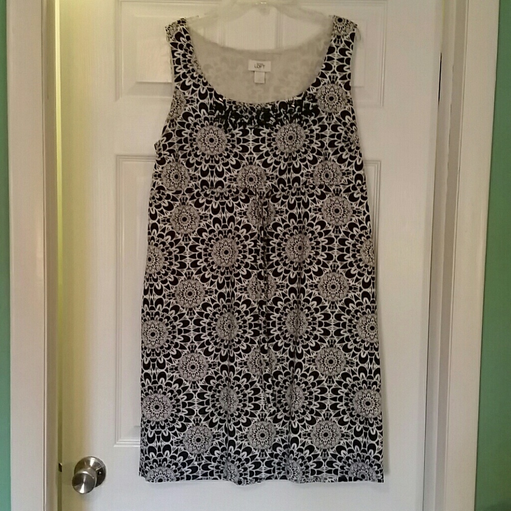 Navy and white Ann Taylor Loft sleeveless dress