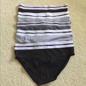 Victoria's Secret BRAND NEW set of 5 Hipsters