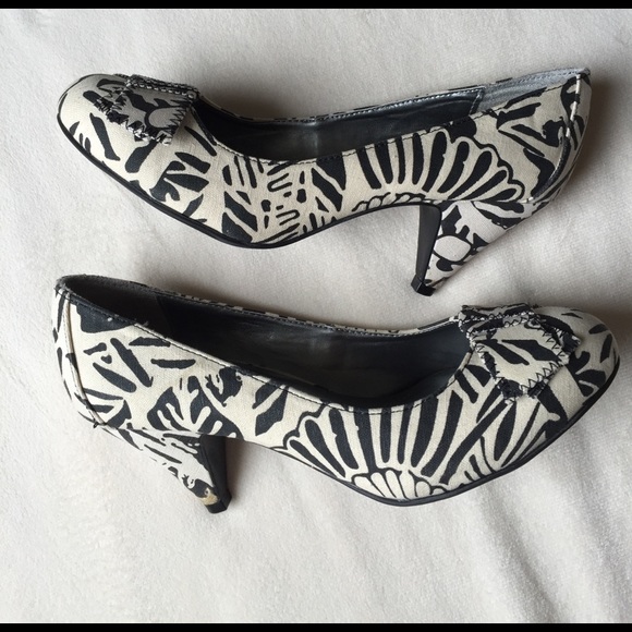 👛DONATED✨ - Picture 2 of 6