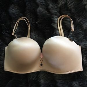 Victoria's Secret bombshell bra w/ removable strap