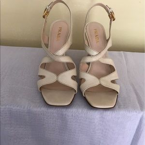 Women shoes