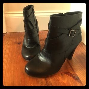 Madden Girl black leather booties size 8