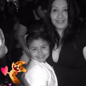 Meet your Posher, Elvia