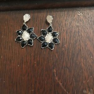 Kendra Scott Greta Earrings.