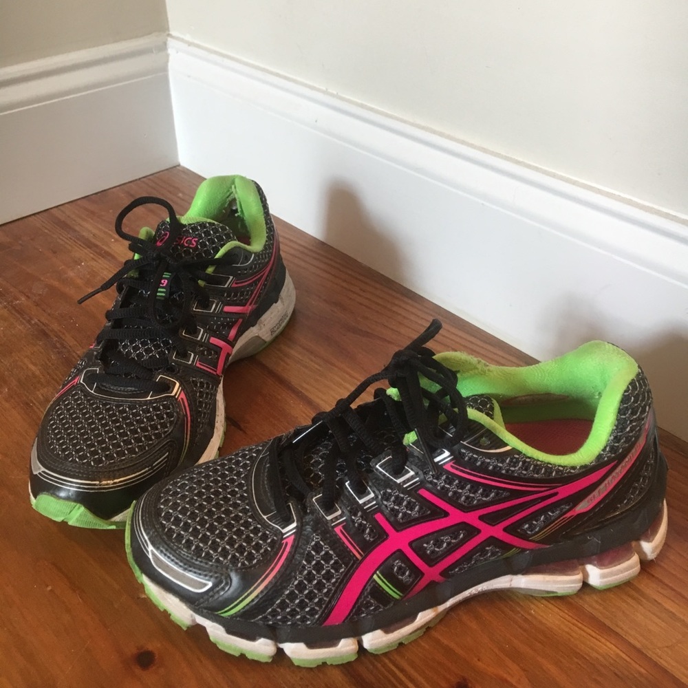 ASICS gel kayano 19 women's size 8