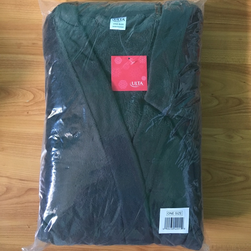 Ulta Luxury Robe