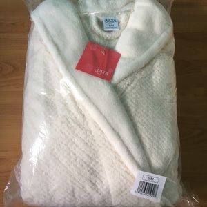 Ulta Luxury Robe