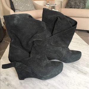 NWOT Vera Wang Lavender Booties size 8