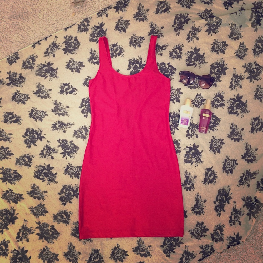 NWOT F21 openback red tank dress M