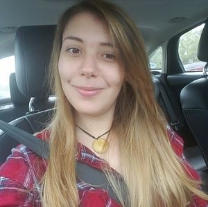 Meet your Posher, Casey